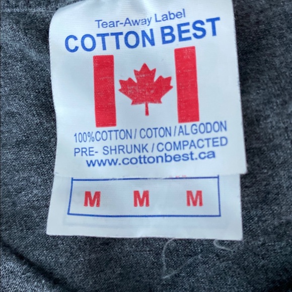 Men Medium T Shirt V Neck Canada - Picture 3 of 3